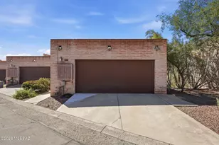 1979 E Campbell Terrace, Tucson, AZ 85718 - Photo 5