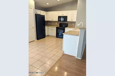 5540 W Dove Loft Drive, Marana, AZ 85658 - Photo 5