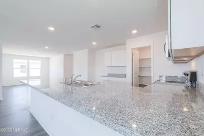 929 S Stalactites Circle, Benson, AZ 85602 - Photo 7