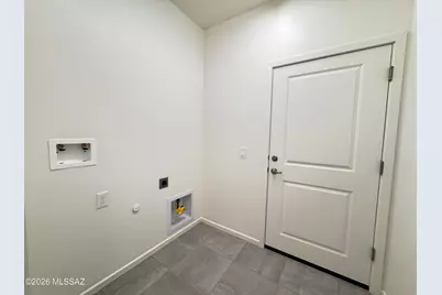672 S Meadowood Lane, Sierra Vista, AZ 85635 - Photo 11