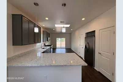 742 S Meadowood Lane, Sierra Vista, AZ 85635 - Photo 9