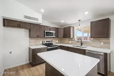 7921 N Paul Revere Place, Tucson, AZ 85741 - Photo 1