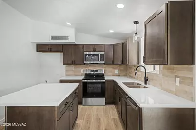 7921 N Paul Revere Place, Tucson, AZ 85741 - Photo 3