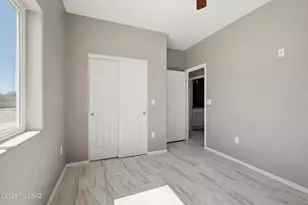 378 E Corona Rd, Tucson, AZ 85756 - Photo 13
