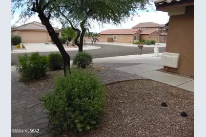 7325 E Weeping Willow Drive SE, Tucson, AZ 85756 - Photo 3