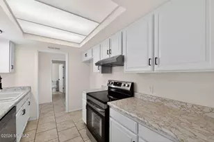 217 N Tracy Rd, Pearce, AZ 85625 - Photo 15