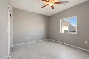 380 E Corona Rd, Tucson, AZ 85756 - Photo 29