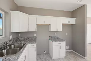 380 E Corona Rd, Tucson, AZ 85756 - Photo 7
