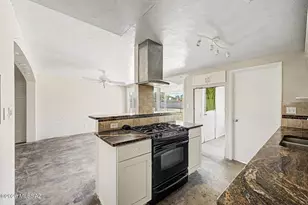 7918 E 19th Pl, Tucson, AZ 85710 - Photo 17