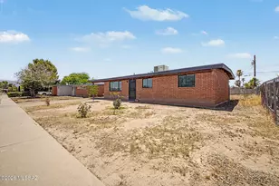 7918 E 19th Pl, Tucson, AZ 85710 - Photo 7