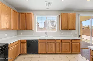 7065 S Parsnip Ln, Tucson, AZ 85756 - Photo 13