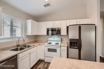 13194 E Mineta Ridge Drive, Vail, AZ 85641 - Photo 7