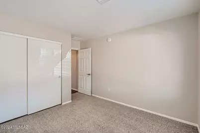 13194 E Mineta Ridge Drive, Vail, AZ 85641 - Photo 11