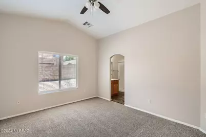 13194 E Mineta Ridge Drive, Vail, AZ 85641 - Photo 9