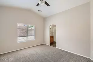 13194 E Mineta Ridge Dr, Vail, AZ 85641 - Photo 9