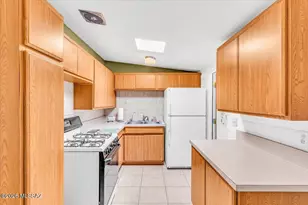 1231 E Missouri St, Tucson, AZ 85714 - Photo 9