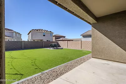 6798 E Paseo De Villalobos, Tucson, AZ 85756 - Photo 3