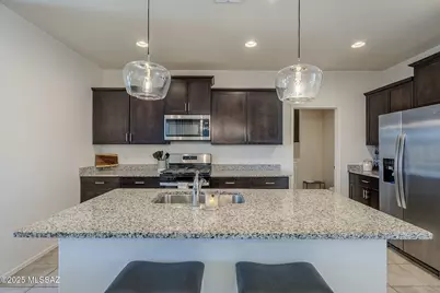 6798 E Paseo De Villalobos, Tucson, AZ 85756 - Photo 9