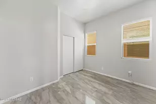173 E Stone Ct, Tucson, AZ 85705 - Photo 21