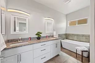 173 E Stone Ct, Tucson, AZ 85705 - Photo 9