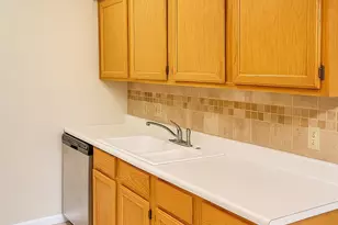 6321 N Barcelona Ct, Tucson, AZ 85704 - Photo 5