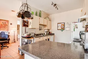 18877 S Esherton Dr, Sahuarita, AZ 85629 - Photo 9
