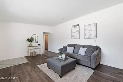 8812 E McClellan Street, Tucson, AZ 85710 - Photo 9
