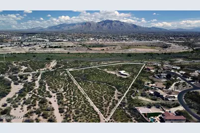 6097 N Silverbell Road #4, Tucson, AZ 85743 - Photo 5