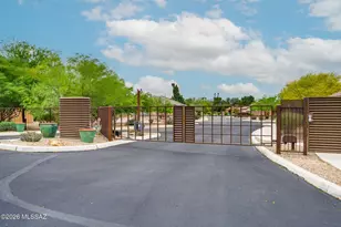 8678 N Genoa Ct, Tucson, AZ 85742 - Photo 23