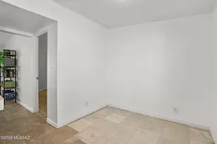 1524 W La Pasadita St, Tucson, AZ 85705 - Photo 9
