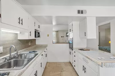 1524 W La Pasadita Street, Tucson, AZ 85705 - Photo 5