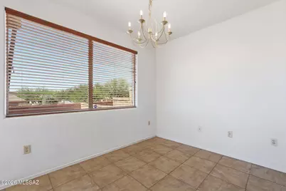 2001 W Amblemorn Drive, Green Valley, AZ 85622 - Photo 9