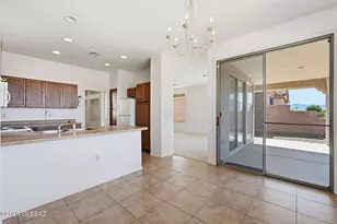 2001 W Amblemorn Dr, Green Valley, AZ 85622 - Photo 5