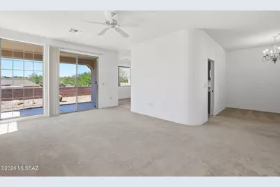2001 W Amblemorn Drive, Green Valley, AZ 85622 - Photo 11