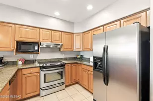 5775 S Camino Del Sol, Green Valley, AZ 85622 - Photo 15