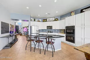 1339 N Golden Palomino Pl, Tucson, AZ 85715 - Photo 17