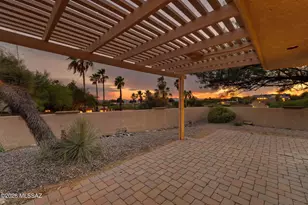 6543 N Turnberry Dr, Tucson, AZ 85718 - Photo 9