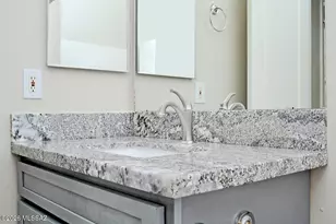 999 W Waxleaf Pl, Oro Valley, AZ 85755 - Photo 41