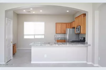 999 W Waxleaf Place, Oro Valley, AZ 85755 - Photo 17