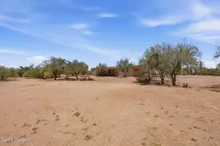 6811 N Guthrie Rd, Tucson, AZ 85743 - Photo 9