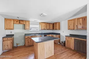 6811 N Guthrie Rd, Tucson, AZ 85743 - Photo 13