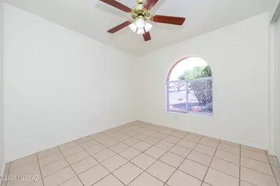 9530 E 42nd Street, Tucson, AZ 85730 - Photo 15