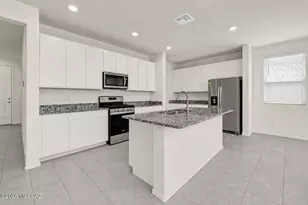 5497 W San Francisco Trl, Tucson, AZ 85742 - Photo 9