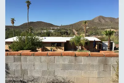 1301 N Painted Hills Road, Tucson, AZ 85745 - Photo 23