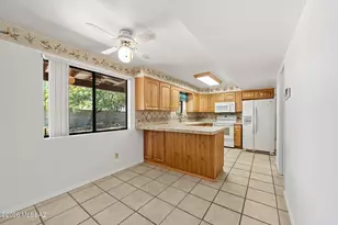 9262 E Roberto St, Tucson, AZ 85710 - Photo 13