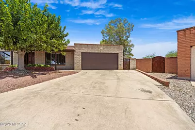 9262 E Roberto Street, Tucson, AZ 85710 - Photo 3