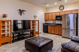 6477 W Wolf Valley Way, Tucson, AZ 85757 - Photo 17