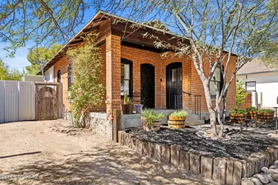 340 E 13th Street, Tucson, AZ 85701 - Photo 1