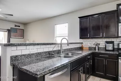 11278 W Folsom Point Drive, Marana, AZ 85658 - Photo 9