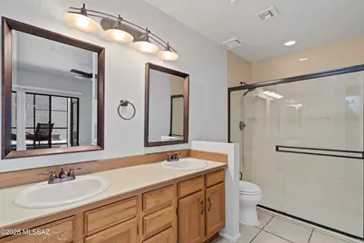 5572 N Crystal Mist Place, Tucson, AZ 85750 - Photo 13